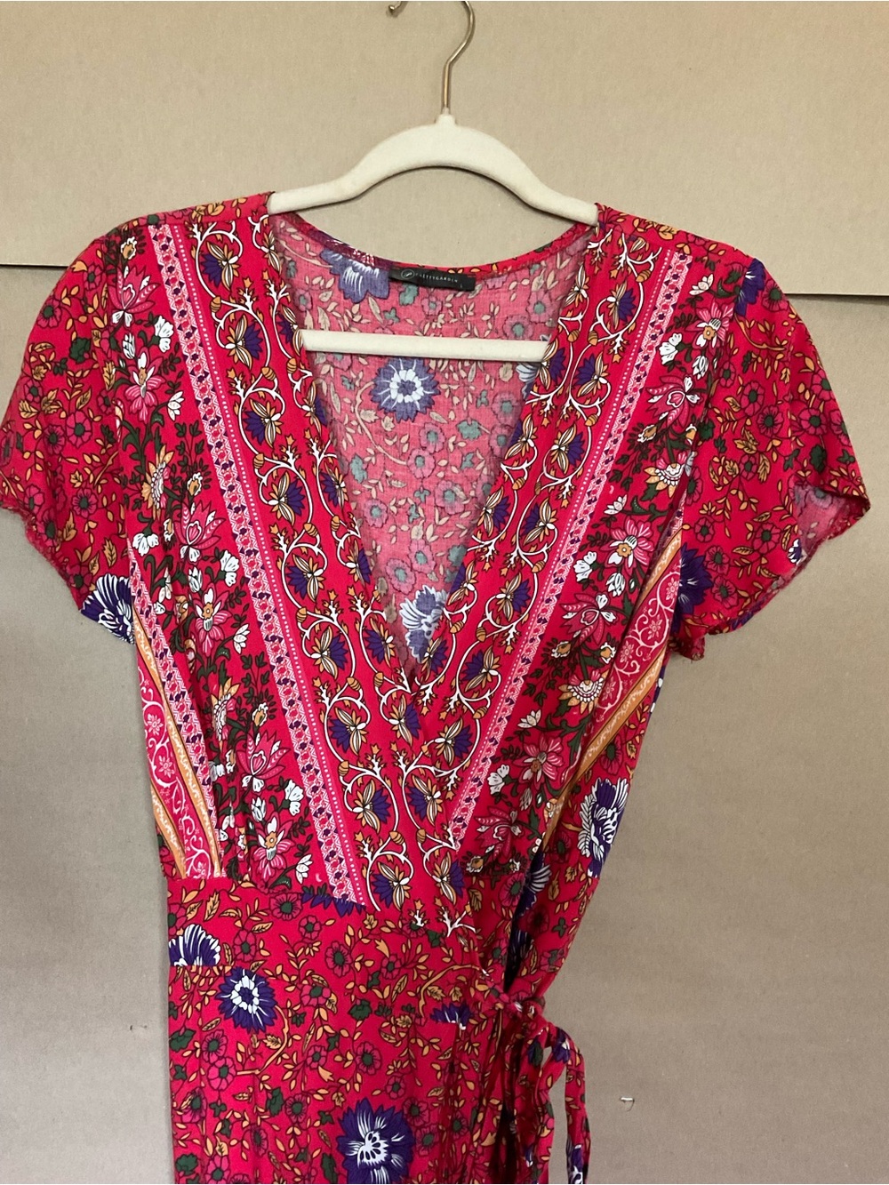 Pretty Garden. Red Floral Wrap Maxi Dress with Tie Waist. Size L - Picture 4 of 10